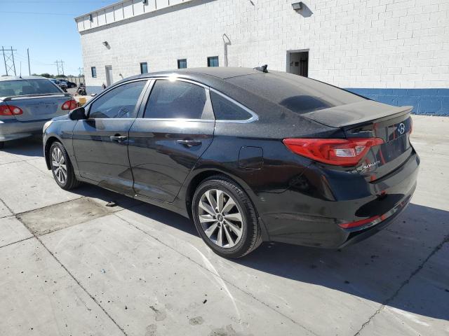 5NPE24AF0GH328820 - 2016 HYUNDAI SONATA SE BLACK photo 2