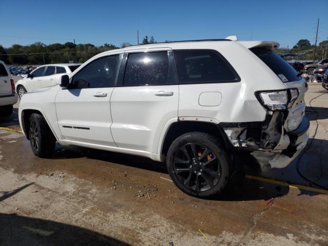 1C4RJFAG8JC486995 - 2018 JEEP GRAND CHER LAREDO Սպիտակ լուսանկար 2