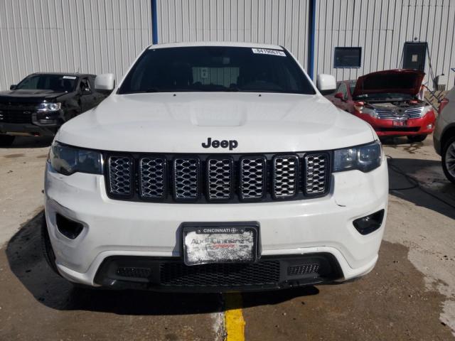 1C4RJFAG8JC486995 - 2018 JEEP GRAND CHER LAREDO Սպիտակ լուսանկար 5
