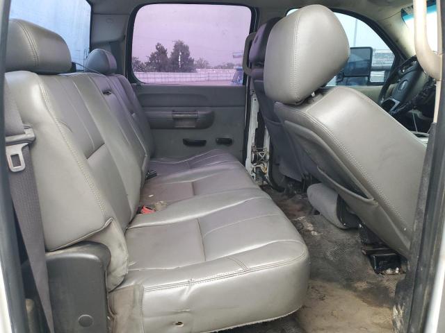 1GC1KVC8XDF216762 - 2013 CHEVROLET SILVERADO K2500 HEAVY DUTY WHITE photo 10