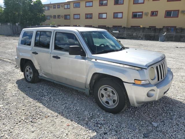 1J4NT2GA6AD525950 - 2010 JEEP PATRIOT SPORT 银色 照片 4