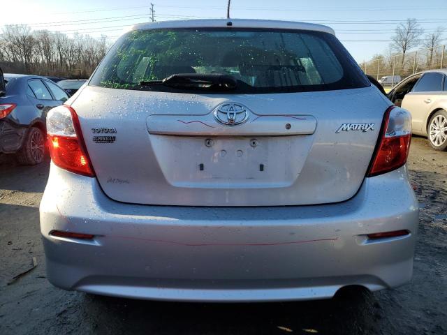2T1KU4EE1AC298798 - 2010 TOYOTA MATRIX 银色 照片 6