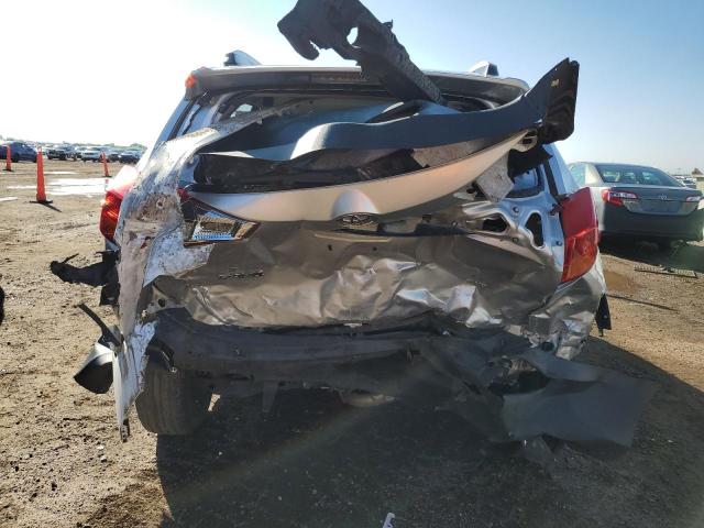 2T3BFREV4FW313198 - 2015 TOYOTA RAV4 LE SILVER photo 6