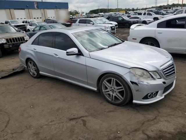WDDHF8HB3AA153527 - 2010 MERZ E 350 4MATIC SILVER photo 4