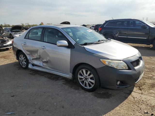 2T1BU4EE1AC429664 - 2010 TOYOTA COROLLA BASE 银色 照片 4