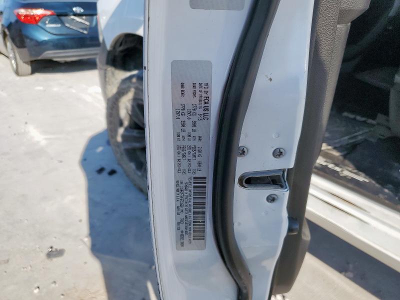 1C6RR7FT0FS751630 - 2015 RAM 1500 ST WHITE photo 12