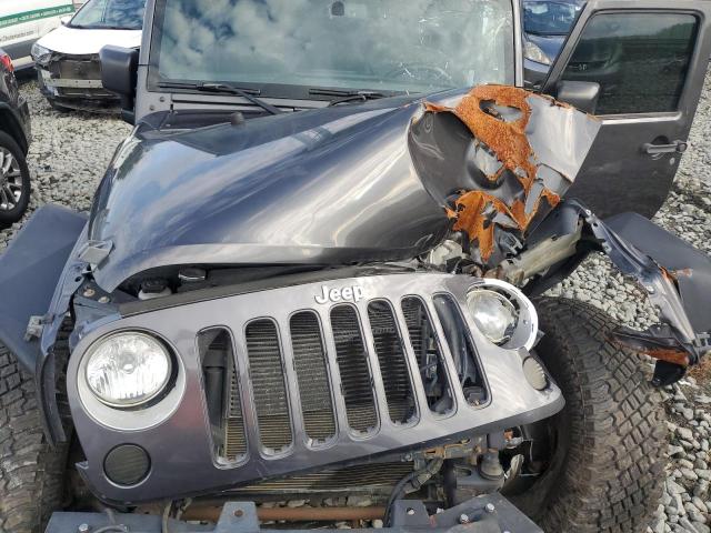 1C4BJWEG1GL157110 - 2016 JEEP WRANGLER U SAHARA GRAY photo 12