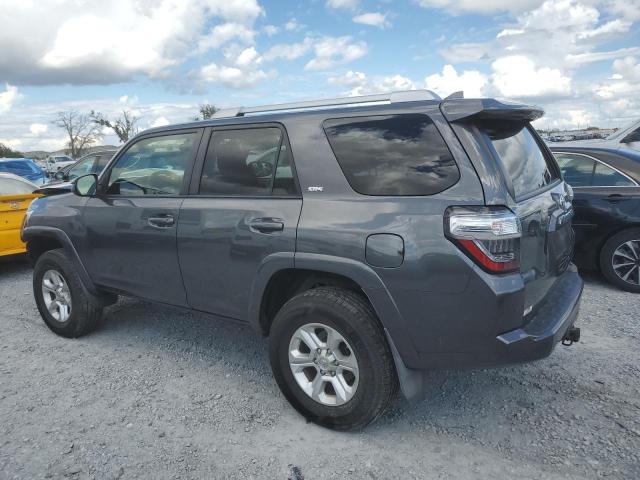 JTEBU5JR4H5418319 - 2017 TOYOTA 4RUNNER SR5/SR5 PREMIUM Сұр фото 2