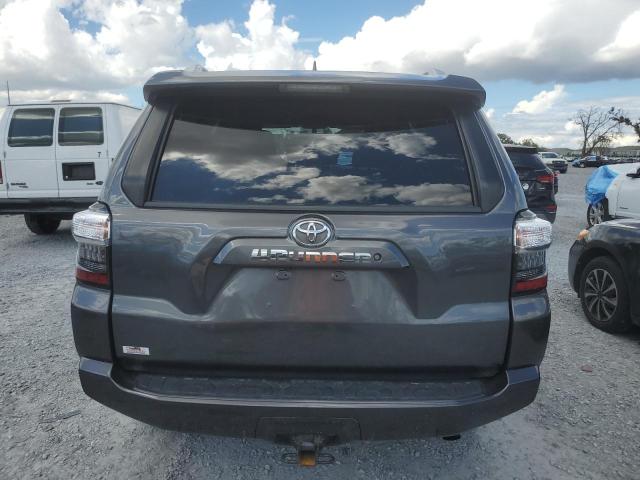 JTEBU5JR4H5418319 - 2017 TOYOTA 4RUNNER SR5/SR5 PREMIUM Сұр фото 6