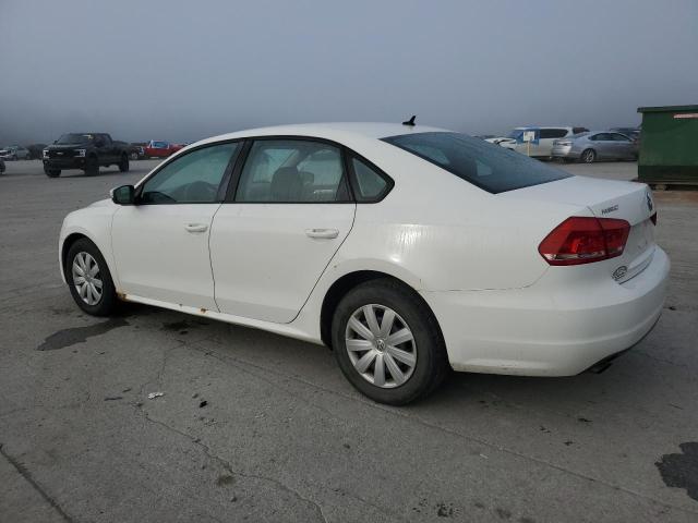 1VWAP7A31DC018347 - 2013 VOLKSWAGEN PASSAT S WHITE photo 2