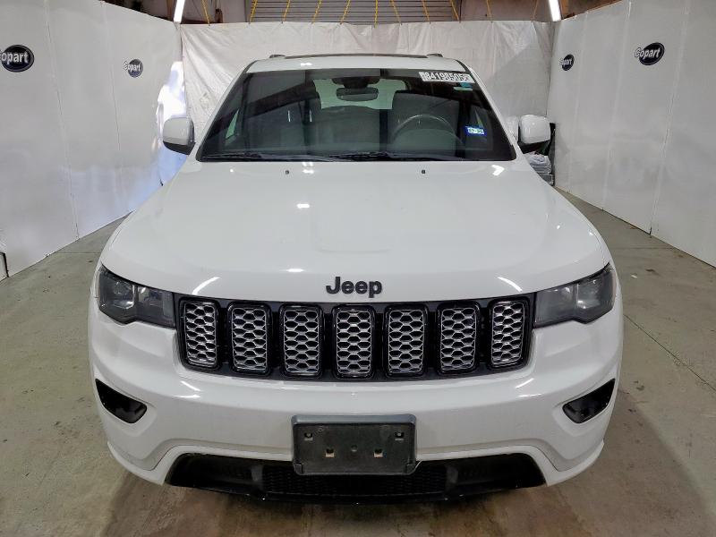 1C4RJEAG9KC543667 - 2019 JEEP GRAND CHEROKEE LAREDO Білий фото 5