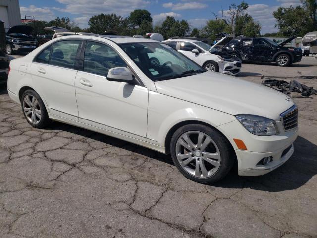 WDDGF81XX9R054556 - 2009 MERCEDES-BENZ C 300 4MATIC WHITE photo 4