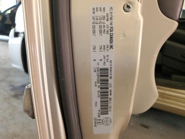 2C4RC1CG8FR720254 - 2015 CHRYSLER TOWN & COU TOURING L TAN photo 13