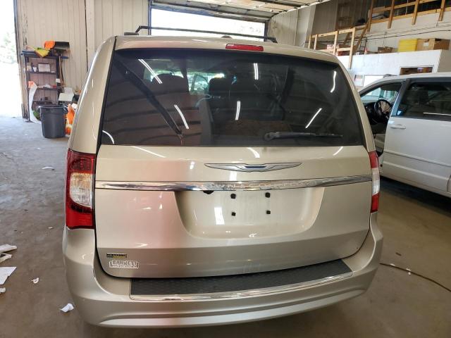 2C4RC1CG8FR720254 - 2015 CHRYSLER TOWN & COU TOURING L TAN photo 6