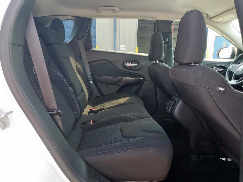 1C4PJLCB5KD297448 - 2019 JEEP CHEROKEE LATITUDE WHITE photo 11