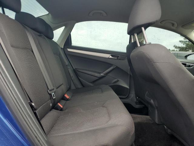 1VWAT7A32GC014601 - 2016 VOLKSWAGEN PASSAT S BLUE photo 10