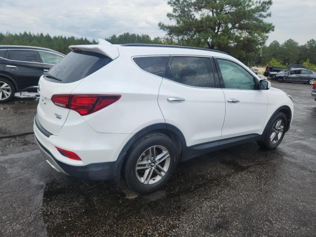 5NMZUDLB2JH101462 - 2018 HYUNDAI SANTA FE S WHITE photo 3