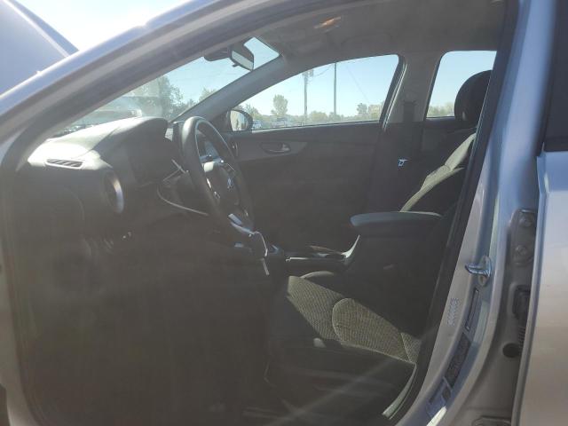 3KPF24AD6LE248004 - 2020 KIA FORTE FE SILVER photo 7