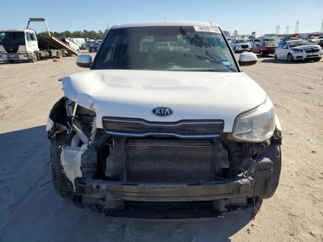 KNDJP3A52H7467239 - 2017 KIA SOUL + WHITE photo 5