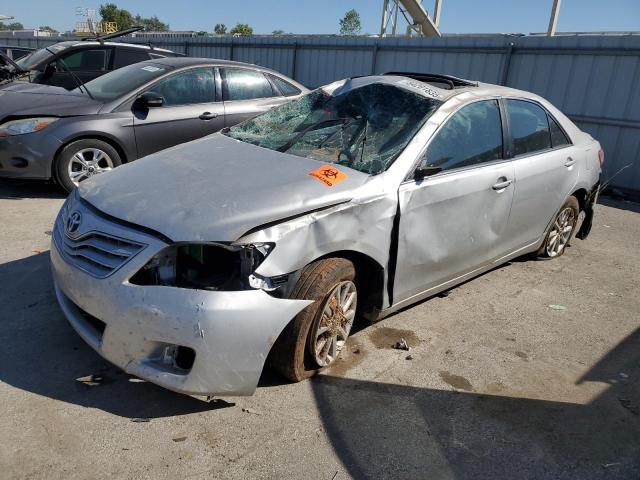 2011 TOYOTA CAMRY SE, 