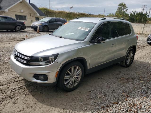 2012 VOLKSWAGEN TIGUAN S, 
