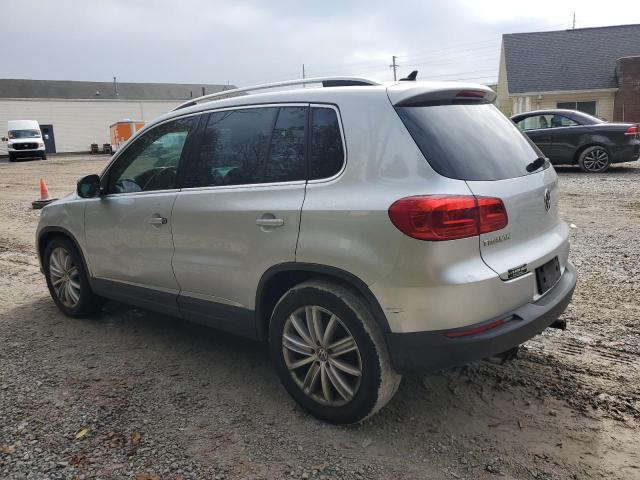 WVGAV7AX6CW606586 - 2012 VOLKSWAGEN TIGUAN S SILVER photo 2