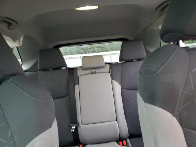 4T3RWRFV9RU135791 - 2024 TOYOTA RAV4 XLE SILVER photo 17