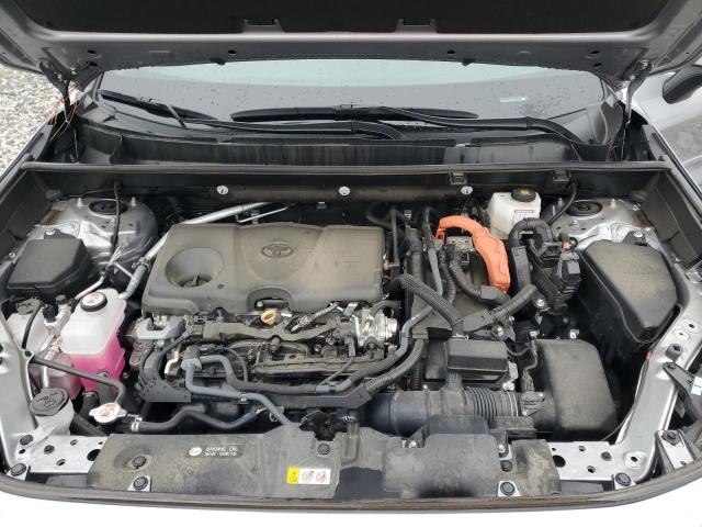4T3RWRFV9RU135791 - 2024 TOYOTA RAV4 XLE SILVER photo 21