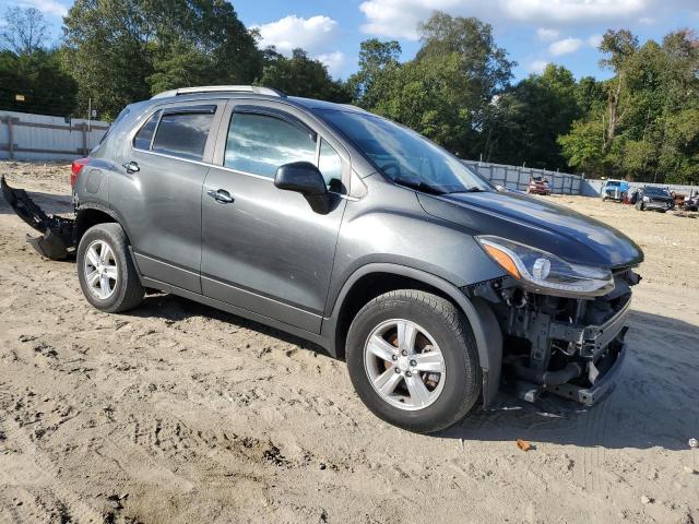 3GNCJPSB6JL149462 - 2018 CHEVROLET TRAX 1LT Сірий фото 4