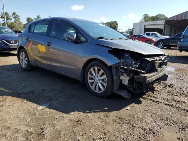 KNAFX5A81G5493981 - 2016 KIA FORTE EX SILVER photo 4