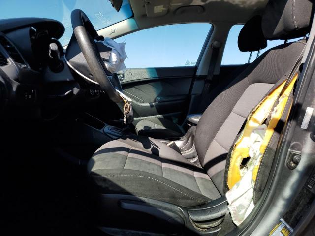 KNAFX5A81G5493981 - 2016 KIA FORTE EX SILVER photo 7