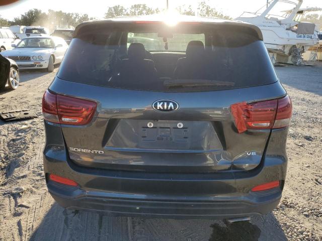 5XYPGDA57LG617891 - 2020 KIA SORENTO S GRAY photo 6