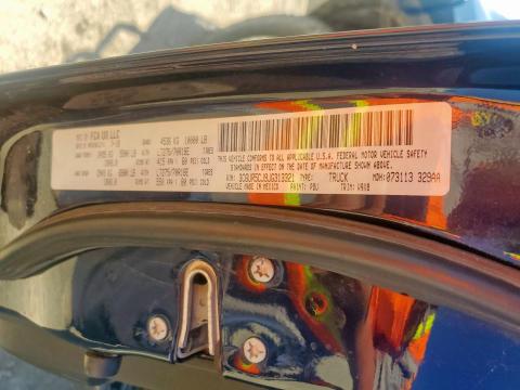 3C6UR5CJ9JG313321 - 2018 RAM 2500 ST BLACK photo 12