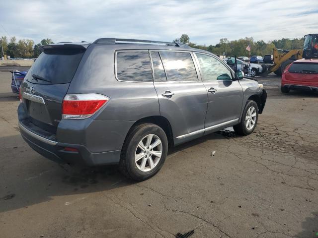 5TDBK3EH5BS079121 - 2011 TOYOTA HIGHLANDER BASE ნაცრისფერი ფოტო 3