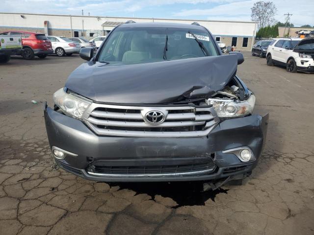 5TDBK3EH5BS079121 - 2011 TOYOTA HIGHLANDER BASE ნაცრისფერი ფოტო 5