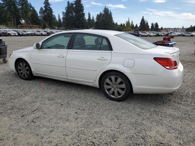 4T1BK36B56U131290 - 2006 TOYOTA AVALON XL WHITE photo 2
