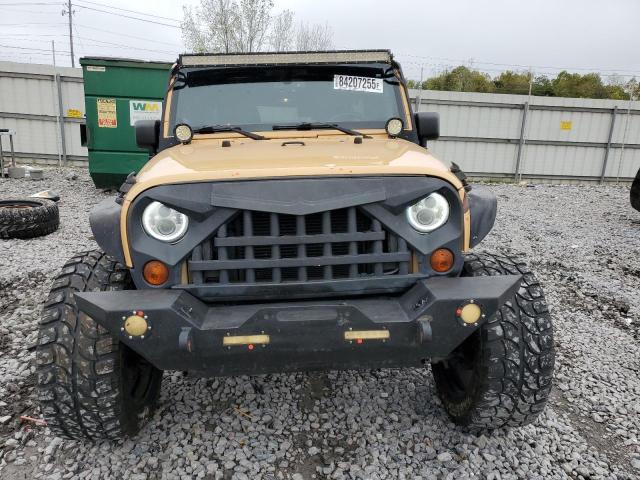 1C4BJWEG0DL629549 - 2013 JEEP WRANGLER UNLIMITED SAHARA YELLOW photo 5