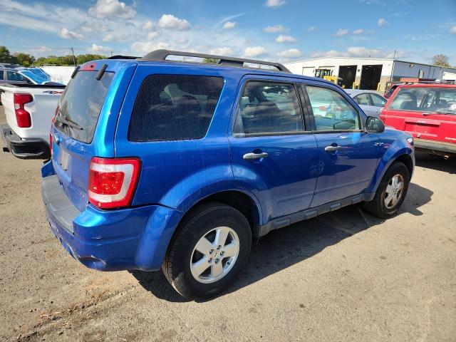 1FMCU0D7XBKA46608 - 2011 FORD ESCAPE XLT BLUE photo 3