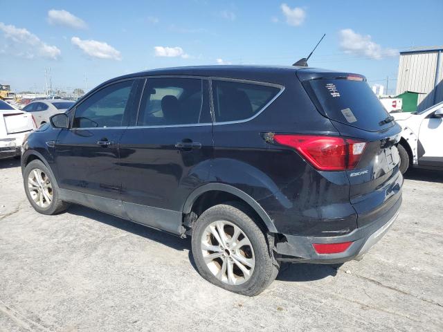 1FMCU0GD4KUA23055 - 2019 FORD ESCAPE SE Чорний фото 2