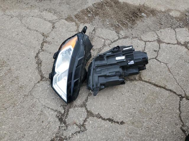 MAJ3P1TE2JC222907 - 2018 FORD ECOSPORT SE Blanc photo 13