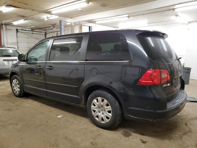 2C4RVAAG8CR393458 - 2012 VOLKSWAGEN ROUTAN S BLACK photo 2