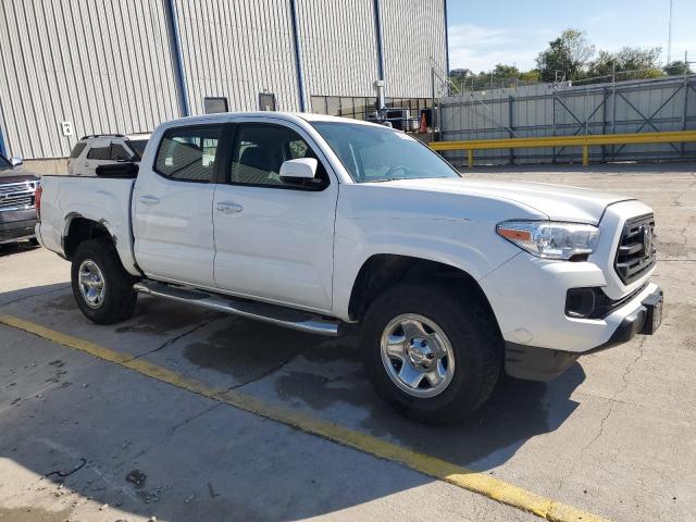 5TFAX5GN2JX121328 - 2018 TOYOTA TACOMA DOUBLE CAB Ақ фото 4