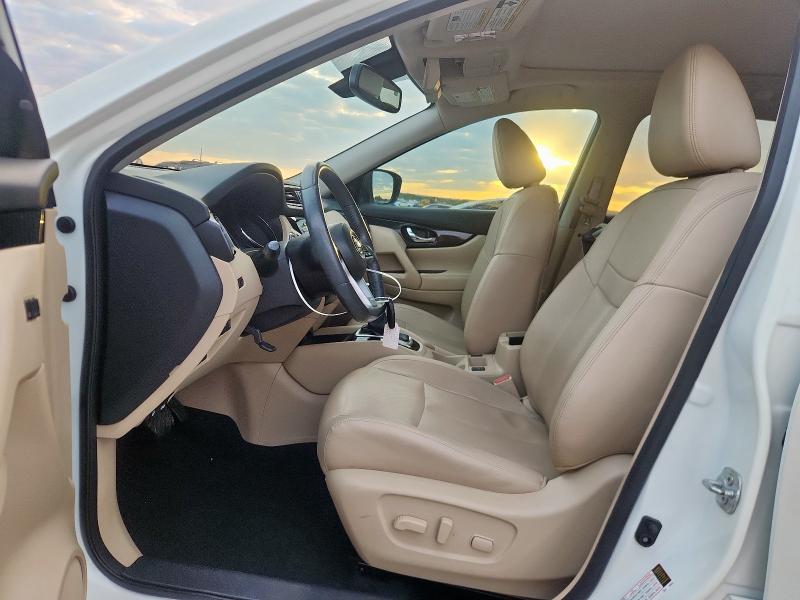 5N1AT2MT3HC798110 - 2017 NISSAN ROGUE S WHITE photo 7