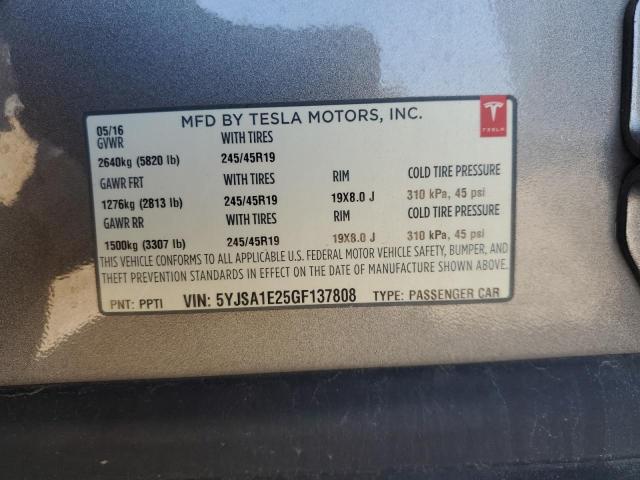 5YJSA1E25GF137808 - 2016 TESLA MODEL S ვერცხლისფერი ფოტო 12