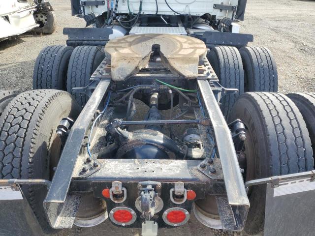 3AKJHHDRXKSKT7386 - 2019 FREIGHTLINER CASCADIA 1 Blanc photo 9