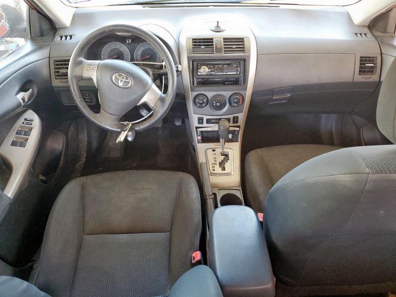 1NXBU4EE6AZ303024 - 2010 TOYT COROLLA BASE Kırmızı fotoğraf 8