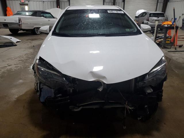 2T1BURHE2JC103235 - 2018 TOYOTA COROLLA L Blanc photo 5