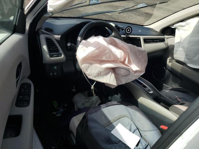 3CZRU6H53HM700614 - 2017 HONDA HR-V EX WHITE photo 8