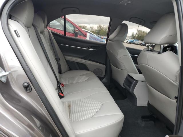 4T1T11AKXNU044258 - 2022 TOYOTA CAMRY SE GRAY photo 10