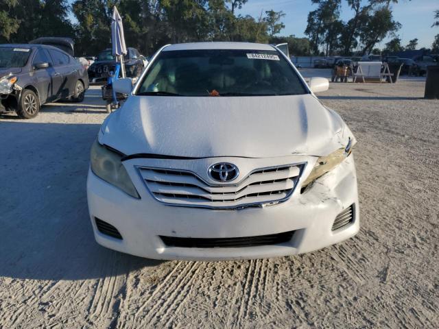 4T1BF3EK0BU753246 - 2011 TOYOTA CAMRY BASE Blanco foto 5